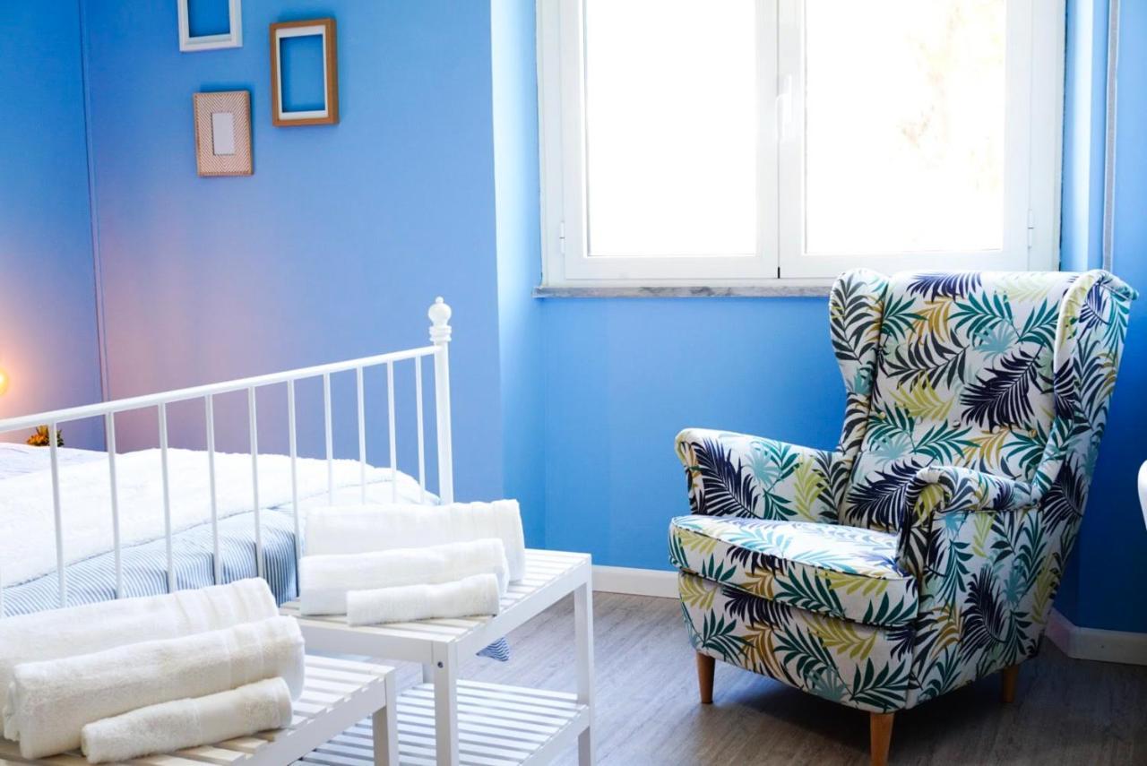 Villa Aurelia - Seafront Apartment With Terrace Quartu SantʼElena Buitenkant foto