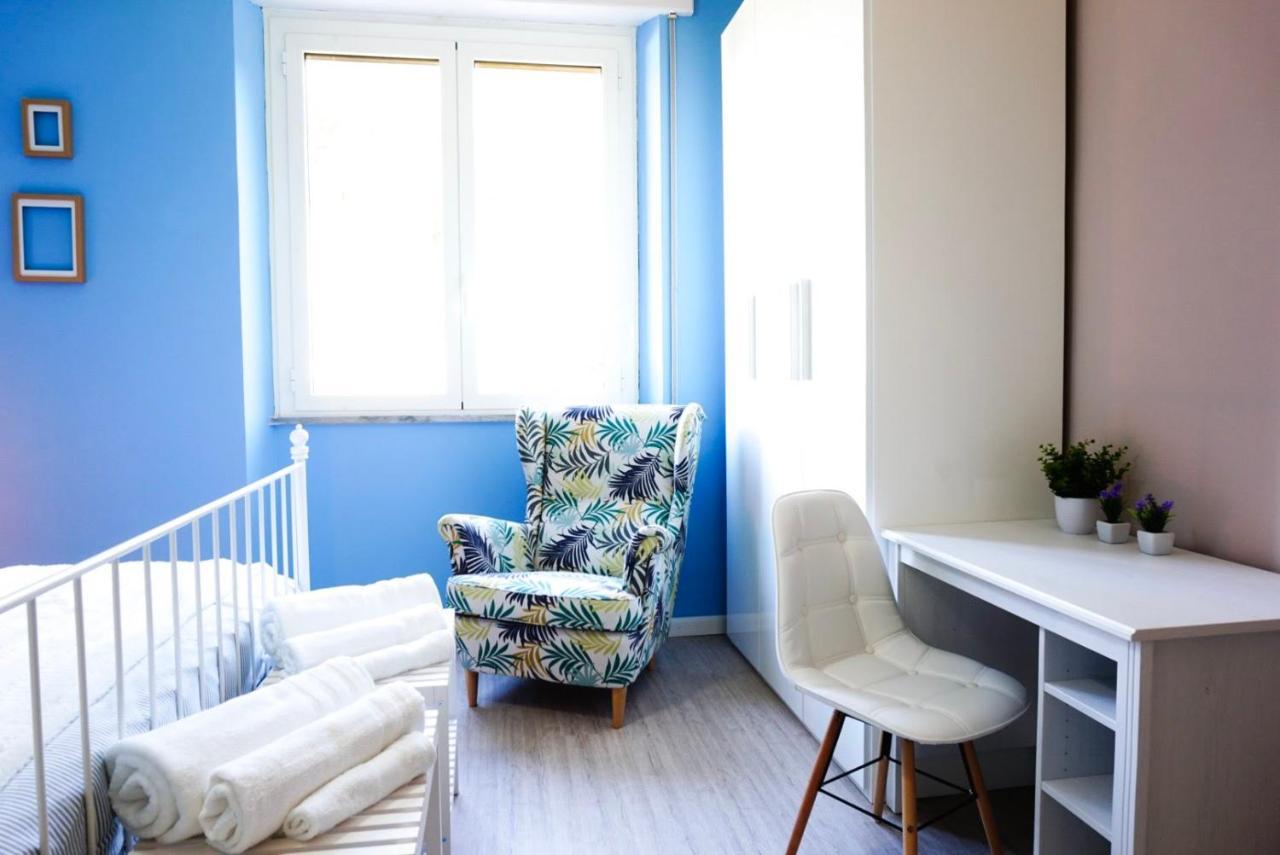 Villa Aurelia - Seafront Apartment With Terrace Quartu SantʼElena Buitenkant foto
